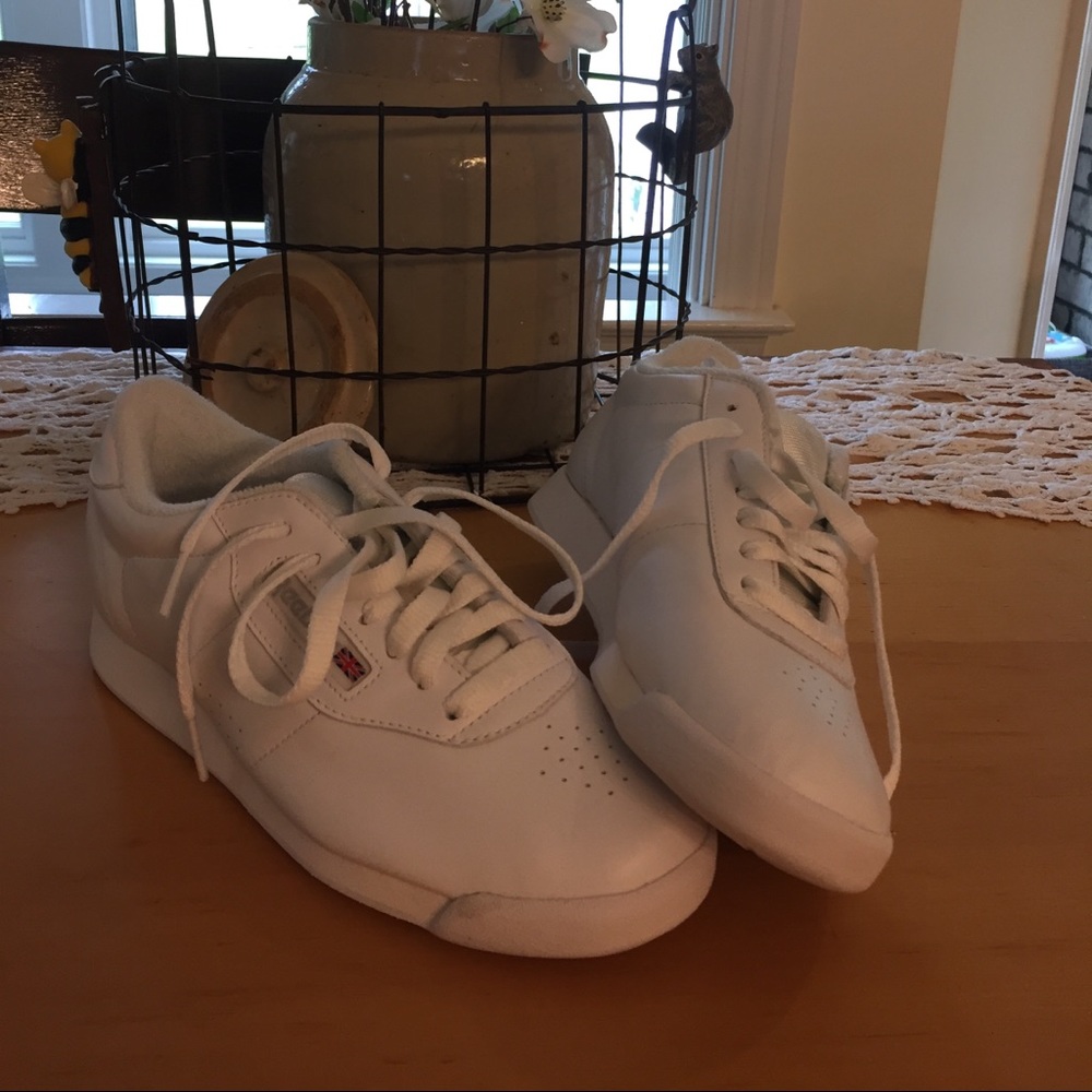 Reebok shoes, new never worn